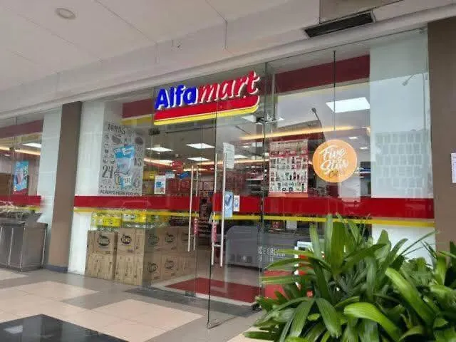Cozy Near Airport And Moa
