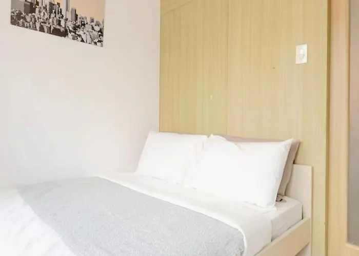 Aparthotel Cozy Near Airport And Moa 4*