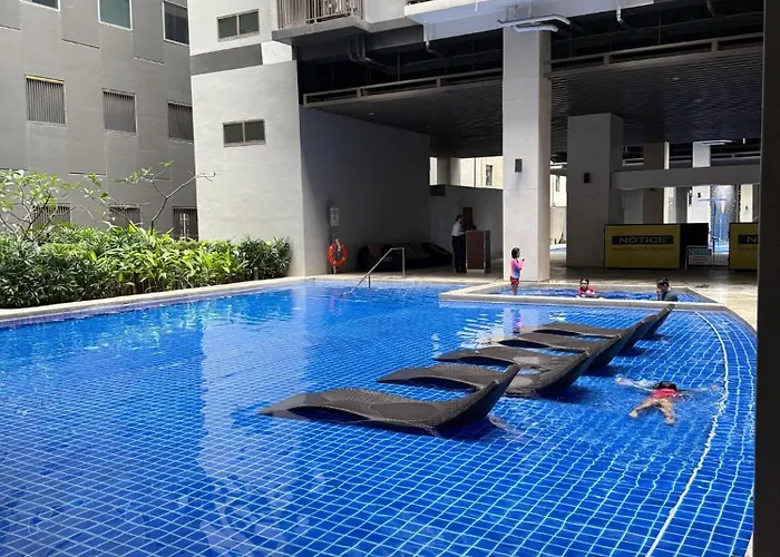 Cozy Near Airport And Moa Aparthotel
